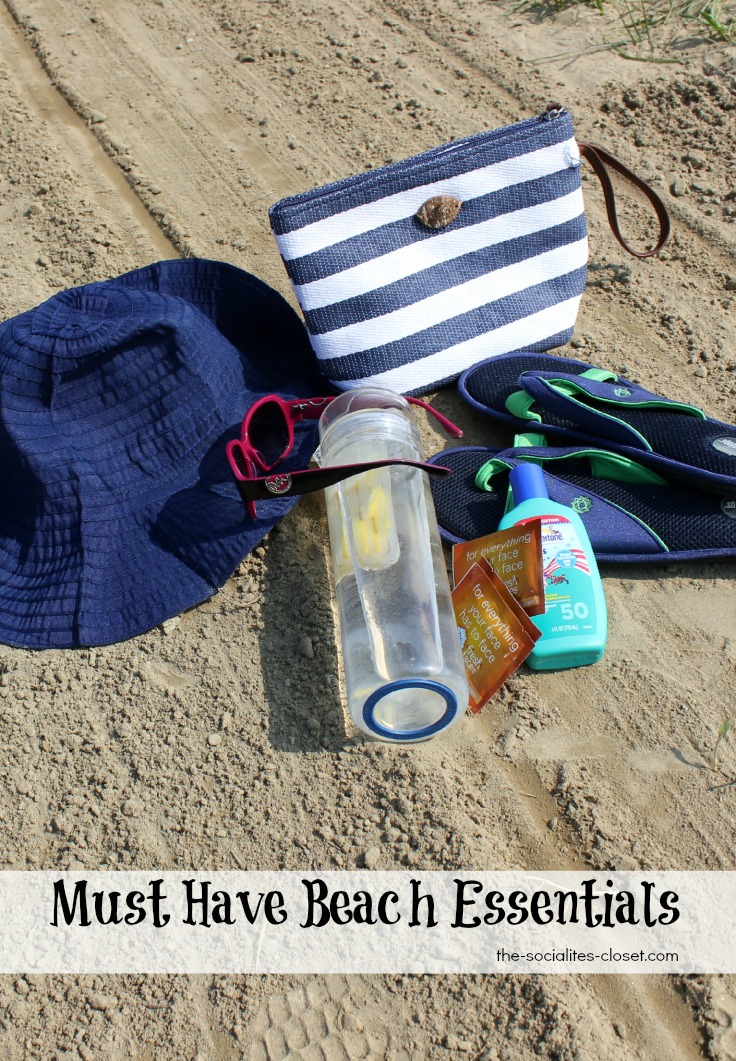 must-have-beach-essentials-summer
