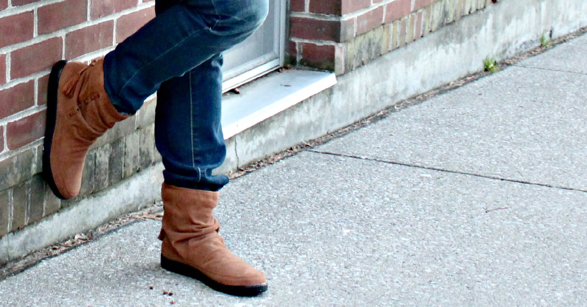 Comfortable Stylish Winter Boots | The Socialite's Closet