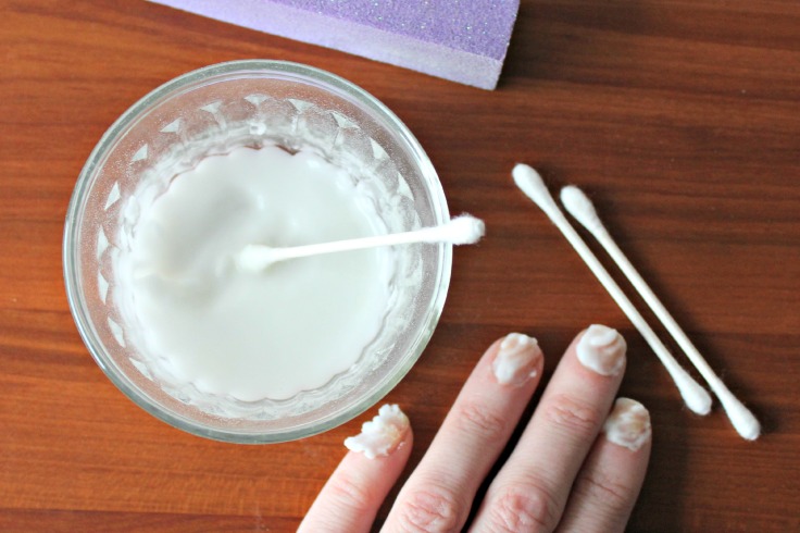 Spring Nail Tips - Removing Stains from Nails #StyleHOP