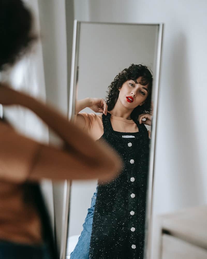 Check out these hacks to dress up your little black dress. A little black dress is a timeless look that can be worn by every woman no matter her age or size. 