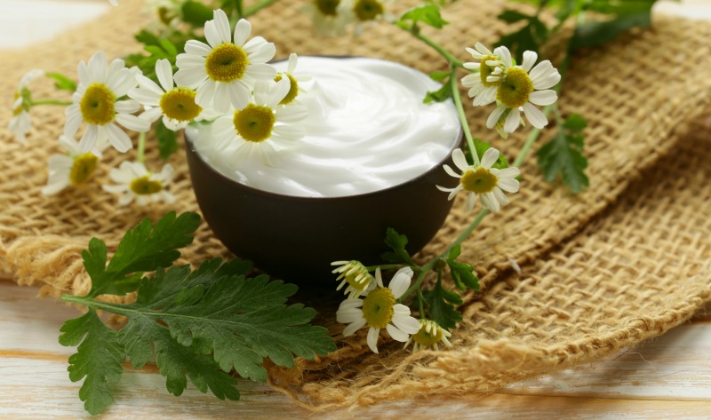10 Herbal Beauty Care Tips You Need to Try