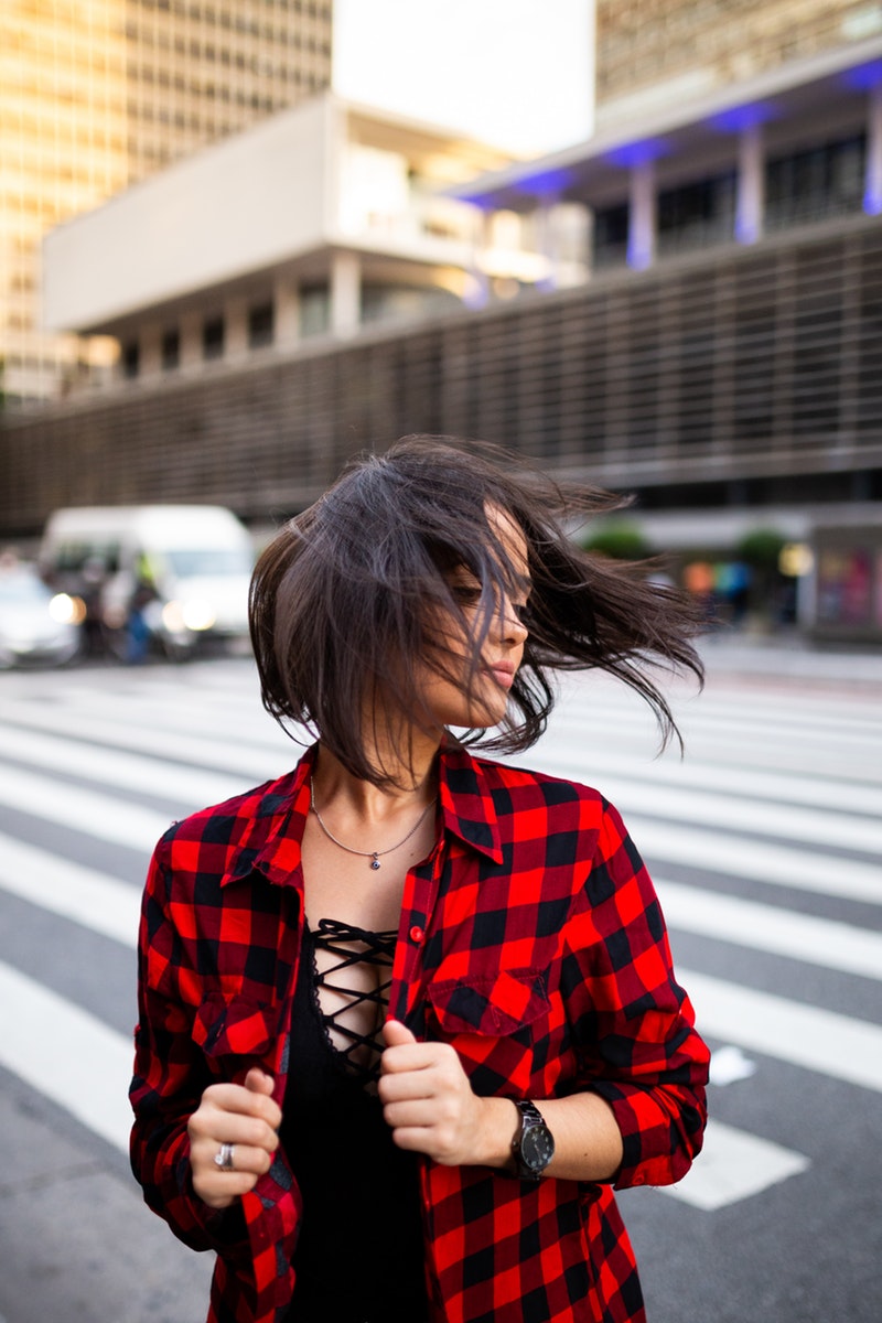 How to Wear a Flannel Shirt With Style This Fall #Flannel #FallFashion