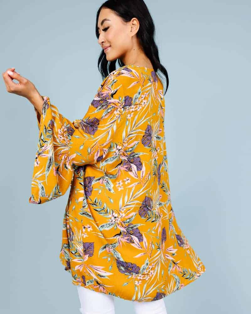 If you're looking for a contemporary kimono for summer wear, check these out. See my top picks for adding a summer kimono to your wardrobe.