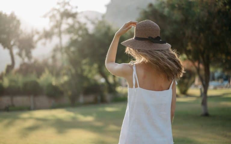 Best Golf Hat for Sun Protection | The Socialite's Closet
