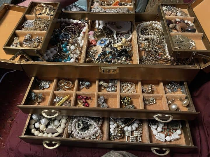 old jewelry in a jewelry box